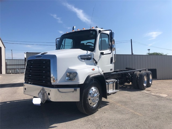 Freightliner, Western Star Trucks -- Many Trailer Brands -- Texas, New 